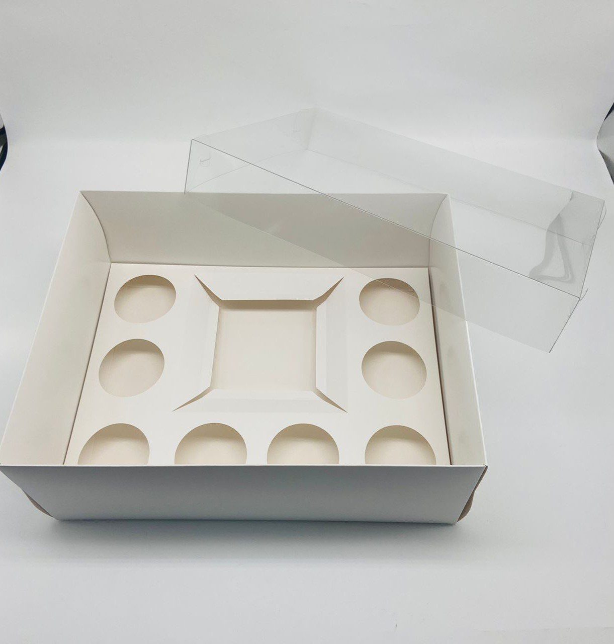 Bento Box - 8 Cupcakes White