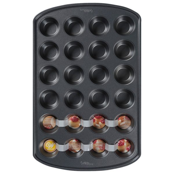 Wilton Perfect Results - Mini Cupcake Pan 24 cup